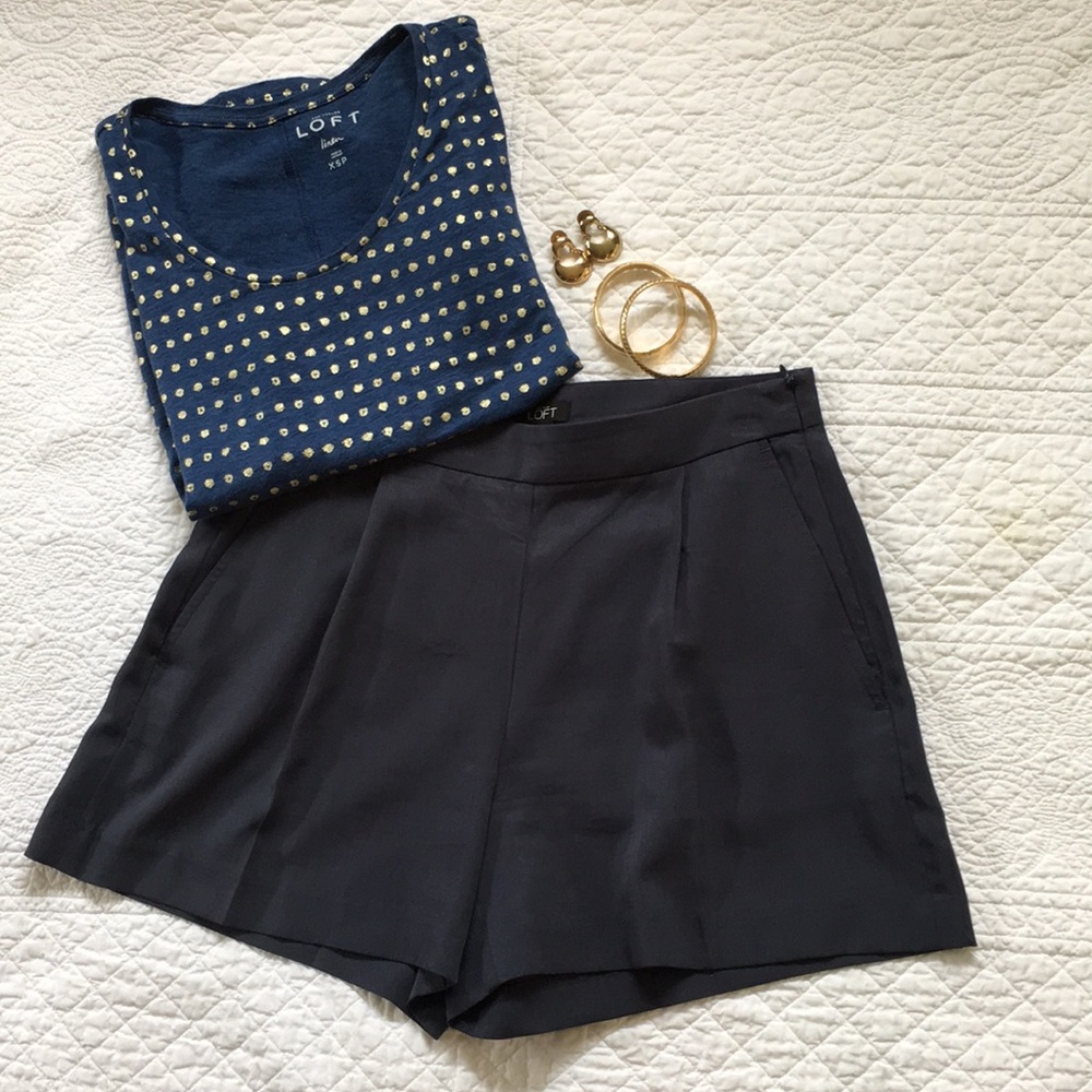 NWOT Loft Teal Blue Pleated Dress Shorts - Size 0